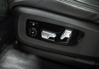 Подержанный автомобиль BMW X7 2019 года (27 фото)