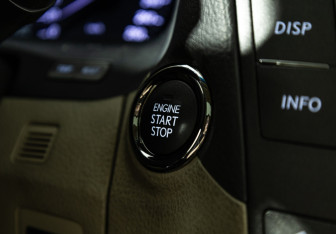Подержанный автомобиль Lexus LS 2008 года (21 фото)