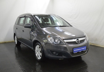 Подержанный автомобиль Opel Zafira Compactvan 2012 года (3 фото)