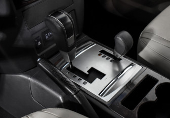 Подержанный автомобиль Mitsubishi Pajero 2019 года (11 фото)