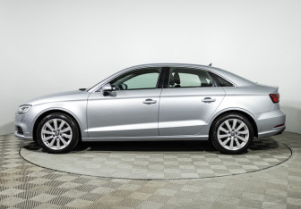 Подержанный автомобиль Audi A3 Sedan 2019 года (8 фото)