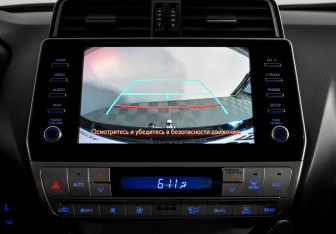 Подержанный автомобиль Toyota Land Cruiser Prado 2021 года (18 фото)