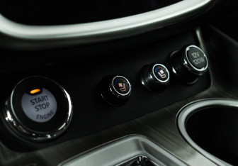 Подержанный автомобиль Nissan Murano Suv 2017 года (16 фото)