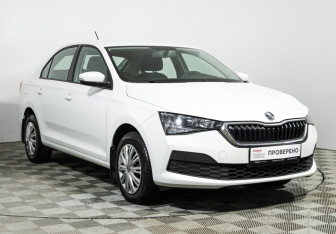 Подержанный автомобиль Skoda Rapid Liftback 2021 года (3 фото)