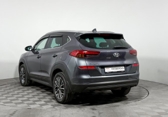 Подержанный автомобиль Hyundai Tucson 2018 года (7 фото)