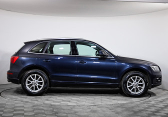 Подержанный автомобиль Audi Q5 2012 года (4 фото)