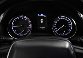 Подержанный автомобиль Toyota Camry Sedan 2018 года (21 фото)