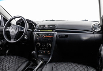 Подержанный автомобиль Mazda 3 Sedan 2006 года (9 фото)