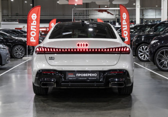 Подержанный автомобиль Audi A5 Liftback 2026 года (11 фото)
