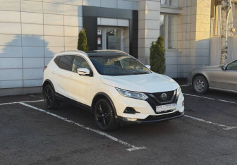 Подержанный автомобиль Nissan Qashqai 2019 года (3 фото)