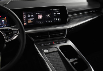 Подержанный автомобиль Haval F7 2024 года (21 фото)