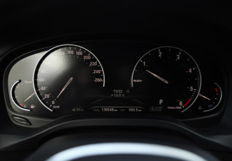 Подержанный автомобиль BMW X3 2021 года (15 фото)