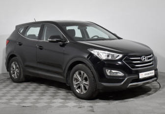 Подержанный автомобиль Hyundai Santa Fe 2015 года (3 фото)