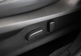 Подержанный автомобиль Subaru Forester Suv 2019 года (24 фото)
