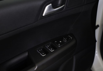 Подержанный автомобиль Kia Sportage 2019 года (19 фото)