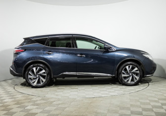 Подержанный автомобиль Nissan Murano Suv 2019 года (4 фото)