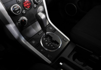 Подержанный автомобиль Suzuki Grand Vitara 2011 года (19 фото)