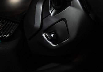 Подержанный автомобиль BMW X6 2020 года (18 фото)