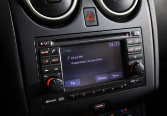 Подержанный автомобиль Nissan Qashqai 2012 года (17 фото)