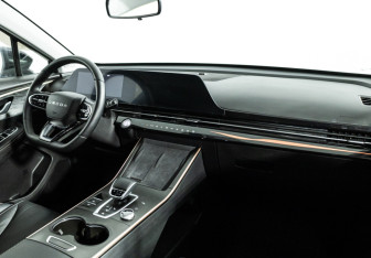 Подержанный автомобиль Omoda C5 2024 года (9 фото)