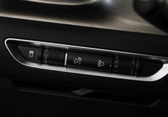 Подержанный автомобиль Geely Coolray 2023 года (22 фото)