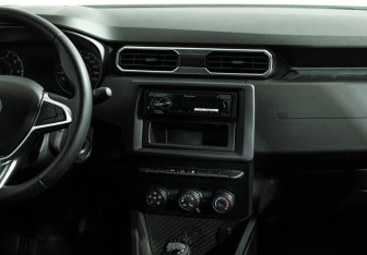 Подержанный автомобиль Renault Duster 2021 года (14 фото)