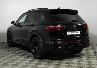 Подержанный автомобиль Volkswagen Tiguan 2021 года (7 фото)