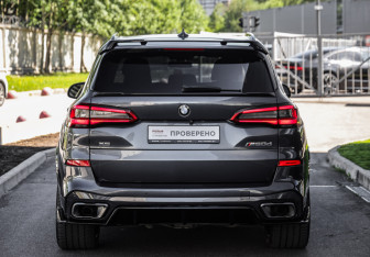 Подержанный автомобиль BMW X5 2019 года (7 фото)