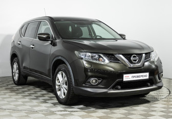 Подержанный автомобиль Nissan X-Trail 2016 года (3 фото)