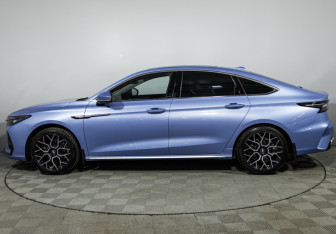 Подержанный автомобиль Chery Arrizo 8 2023 года (8 фото)