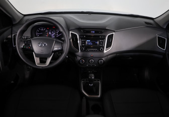 Подержанный автомобиль Hyundai Creta 2018 года (9 фото)