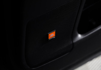 Подержанный автомобиль Toyota Highlander 2014 года (26 фото)