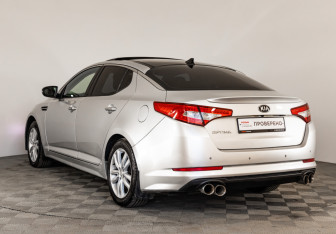 Подержанный автомобиль Kia Optima Sedan 2012 года (8 фото)