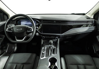 Подержанный автомобиль Omoda S5 2024 года (13 фото)