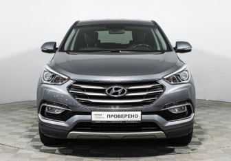 Подержанный автомобиль Hyundai Santa Fe 2017 года (11 фото)