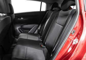 Подержанный автомобиль Kia Rio Sedan 2019 года (10 фото)