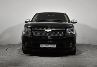 Подержанный автомобиль Chevrolet Tahoe 2013 года (2 фото)