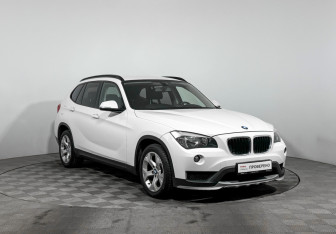 Подержанный автомобиль BMW X1 2014 года (3 фото)