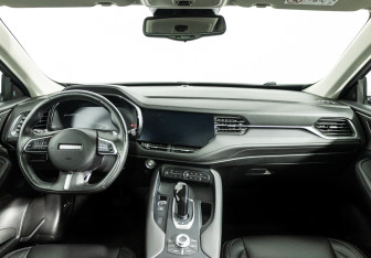 Подержанный автомобиль Haval F7 2020 года (13 фото)