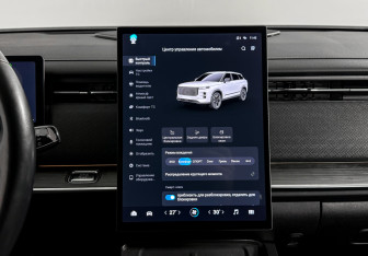 Подержанный автомобиль Jaecoo J7 2023 года (17 фото)