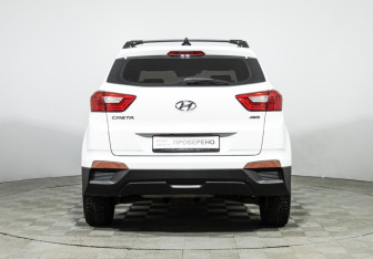 Подержанный автомобиль Hyundai Creta 2017 года (6 фото)