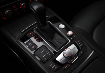 Подержанный автомобиль Audi A6 Sedan 2017 года (22 фото)