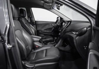 Подержанный автомобиль Hyundai Santa Fe 2013 года (18 фото)