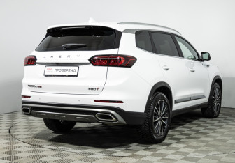 Подержанный автомобиль Chery Tiggo 8 Pro 2022 года (5 фото)