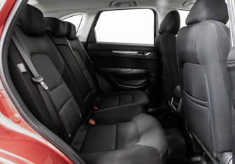 Подержанный автомобиль Mazda CX-5 2023 года (20 фото)