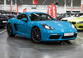 Подержанный автомобиль Porsche Cayman 2018 года (4 фото)