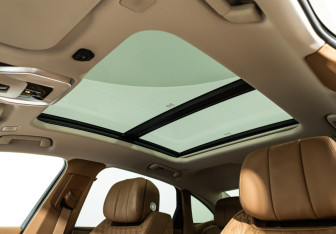 Подержанный автомобиль Hongqi H9 2023 года (23 фото)