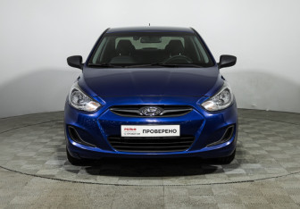 Подержанный автомобиль Hyundai Solaris Sedan 2013 года (2 фото)