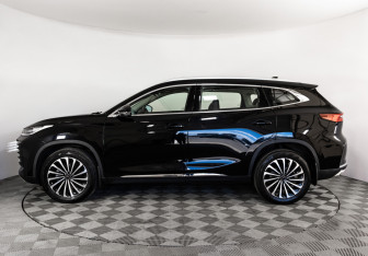 Подержанный автомобиль Exeed TXL 2023 года (10 фото)