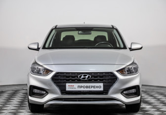 Подержанный автомобиль Hyundai Solaris Sedan 2017 года (2 фото)